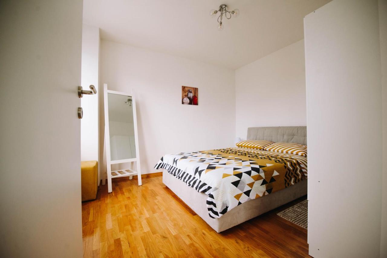 Apartman Oaza Баня-Лука Екстер'єр фото